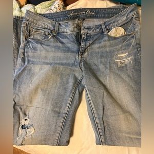 American Eagle broken in jeans
